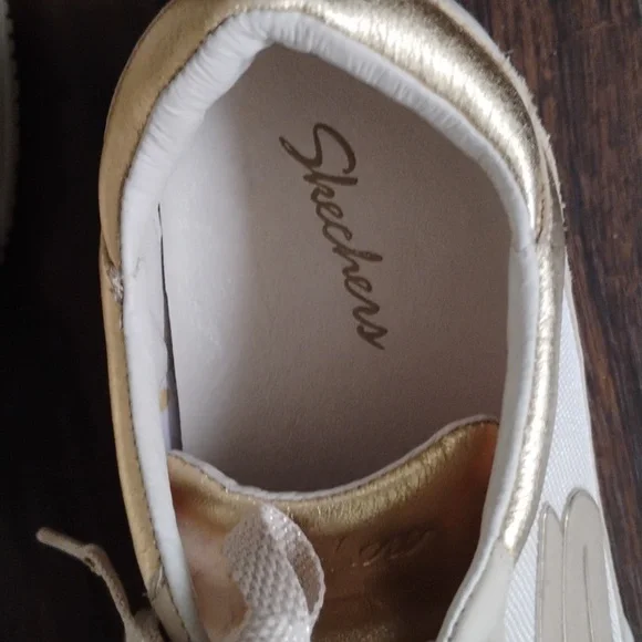 Skechers Metallic Gold and White Shoes - Picture 6 of 8
